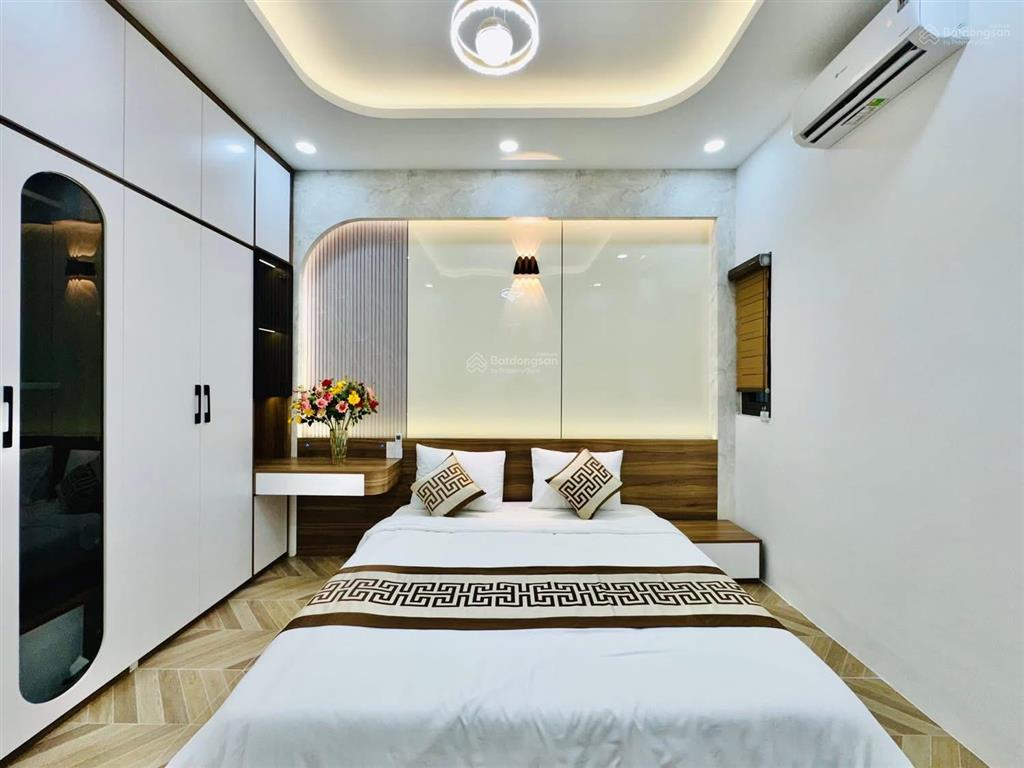 Giảm sốc 68,4m2 đường 6m võ văn tần, p5, q3 đang cho thuê 28tr gần bệnh viện từ dũ