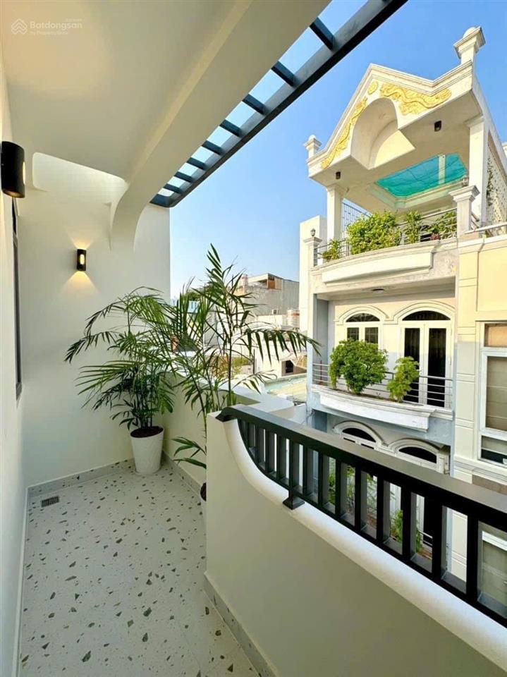 Chú lân bán nhà đường ô tô 6m nguyễn phúc nguyên, p9, q3 80m2 thuê 28tr gần ga sài gòn