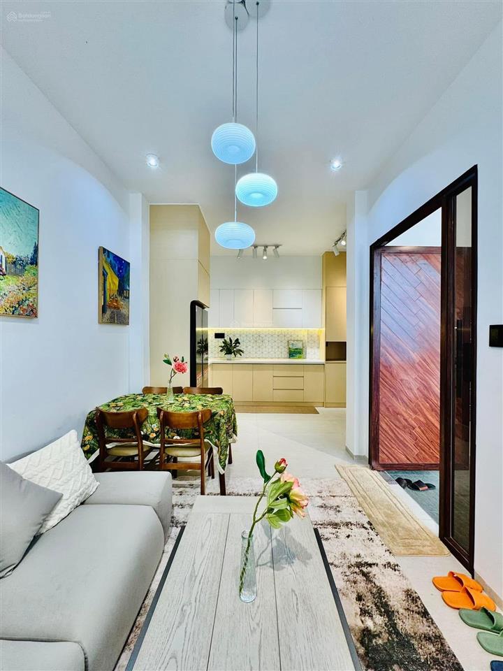 Cả nhà định cư úc bán gấp nhà nguyễn biểu  p2  q5 69m2 cho thuê 22tr gần đại học sài gòn