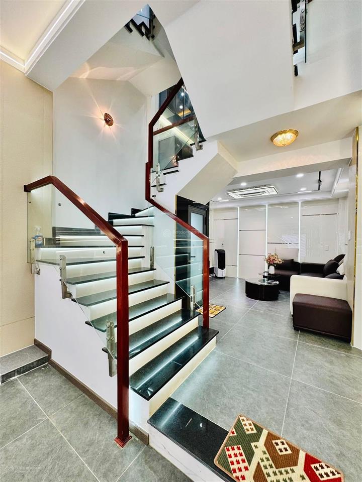 Chú bằng về quê bán gấp nhà đ. an bình, p5, q5 75,9m2 thuê 24 triệu gần chợ hoà bình