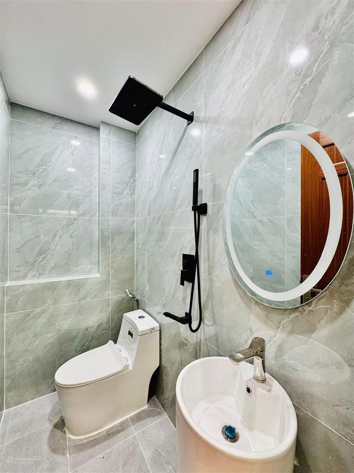 Chú bằng về quê bán gấp nhà đ. an bình, p5, q5 75,9m2 thuê 24 triệu gần chợ hoà bình
