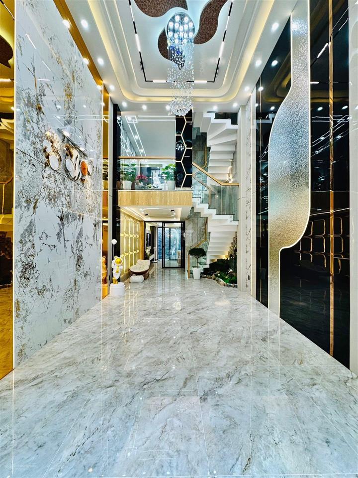 Chú bằng bán gấp nhà đường 6m mai thị lựu, đa kao, q1 83,2m2 cho thuê 30tr gần cv 23/9