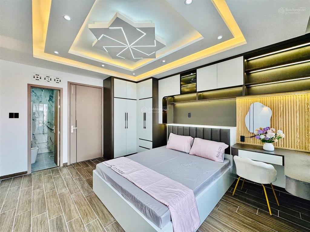 Chú bằng bán gấp nhà đường 6m mai thị lựu, đa kao, q1 83,2m2 cho thuê 30tr gần cv 23/9