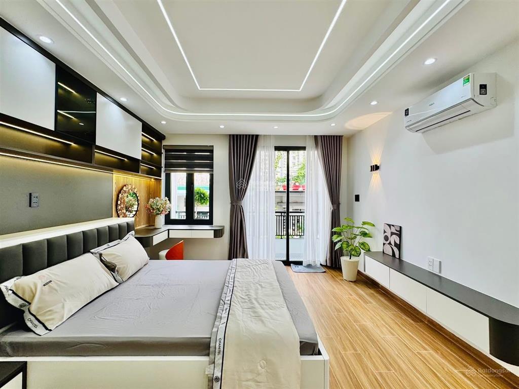 Chú bằng bán gấp nhà đường 6m mai thị lựu, đa kao, q1 83,2m2 cho thuê 30tr gần cv 23/9