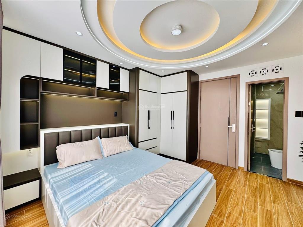 Chú bằng bán gấp nhà đường 6m mai thị lựu, đa kao, q1 83,2m2 cho thuê 30tr gần cv 23/9
