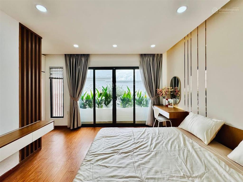 Định cư úc bán gấp nhà đường 6m vườn chuối  p4  q3 71,3m2 cho thuê 29tr/th gần chợ vườn chuối