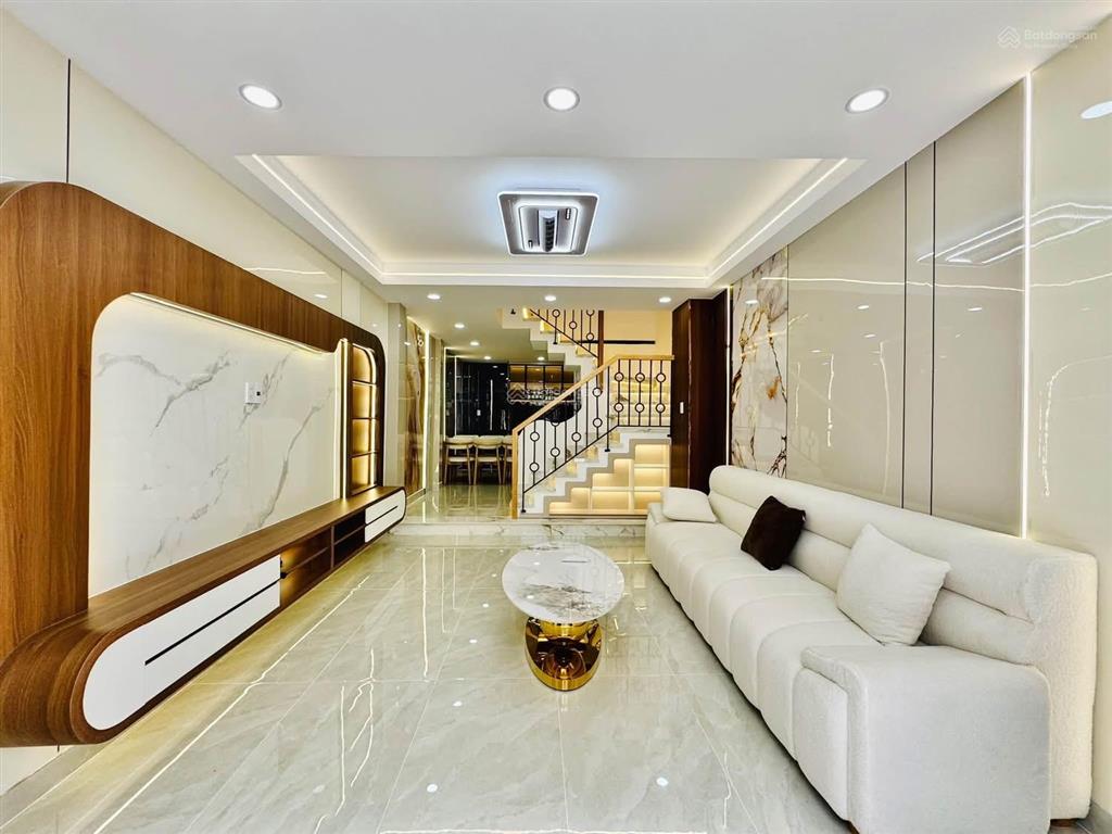 Ngay hồ con rùa đi định cư bán gấp nhà phạm ngọc thạchq3 cho thuê 25tr