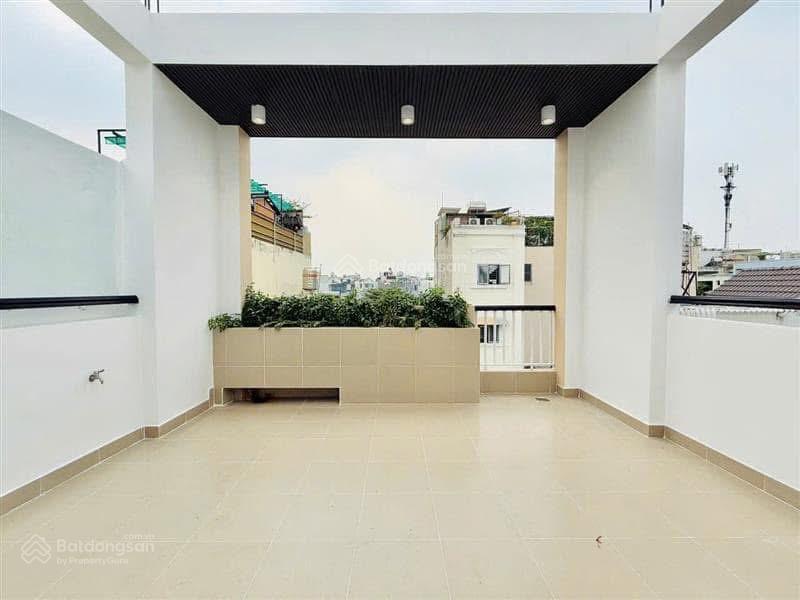 Bán gấp nhà đường ô tô 6m võ văn tần  p5  q3, 68m2 cho thuê 27tr gần trường thcs kiến thiết