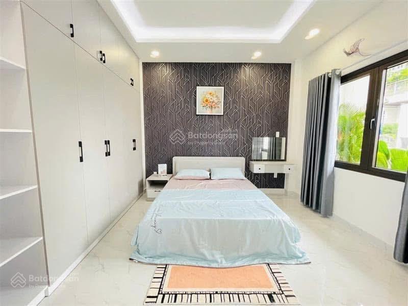 Bán gấp nhà đường ô tô 6m võ văn tần  p5  q3, 68m2 cho thuê 27tr gần trường thcs kiến thiết