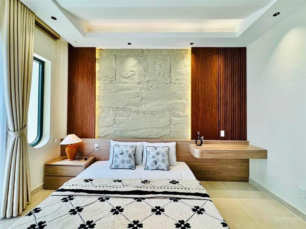 Cả nhà định cư úc bán gấp nhà nguyễn biểu  p2  q5 giá 69m2 cho thuê 22tr gần đại học sài gòn