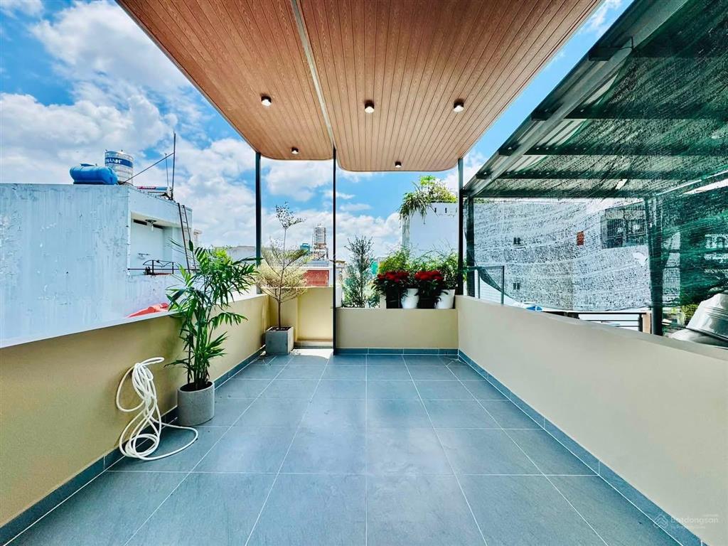 Cả nhà định cư úc bán gấp nhà nguyễn biểu  p2  q5 giá 69m2 cho thuê 22tr gần đại học sài gòn