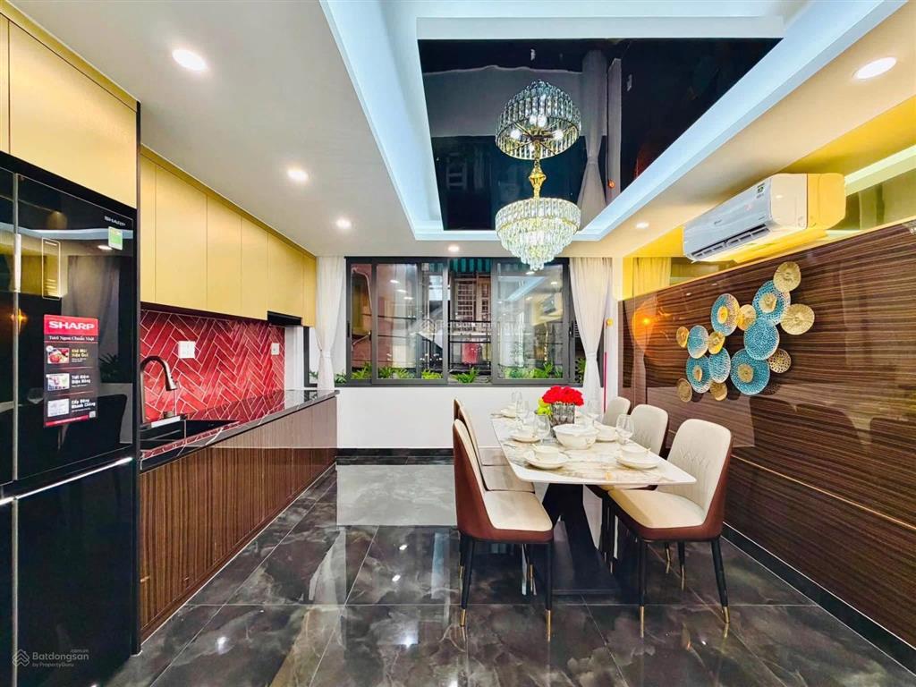 Bán gấp nhà đường 6m lê văn sỹ, phường 2, tân bình giá 68,4m2 cho thuê 20tr gần chợ phạm văn hai