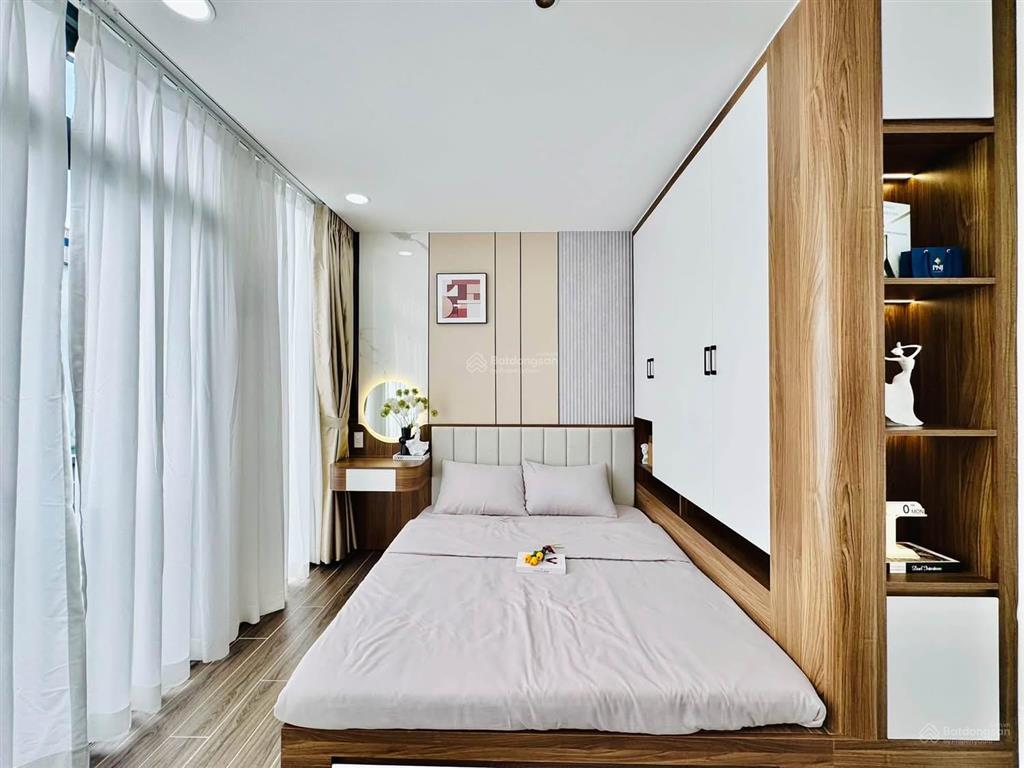Bán gấp nhà đường 6m trần quốc thảop.võ thị sáuq3 75,4m2 cho thuê 33tr gần bệnh viện tai mũi họng