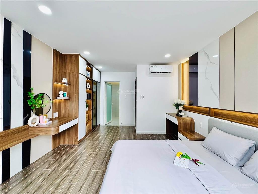 Bán gấp nhà đường 6m trần quốc thảop.võ thị sáuq3 75,4m2 cho thuê 33tr gần bệnh viện tai mũi họng