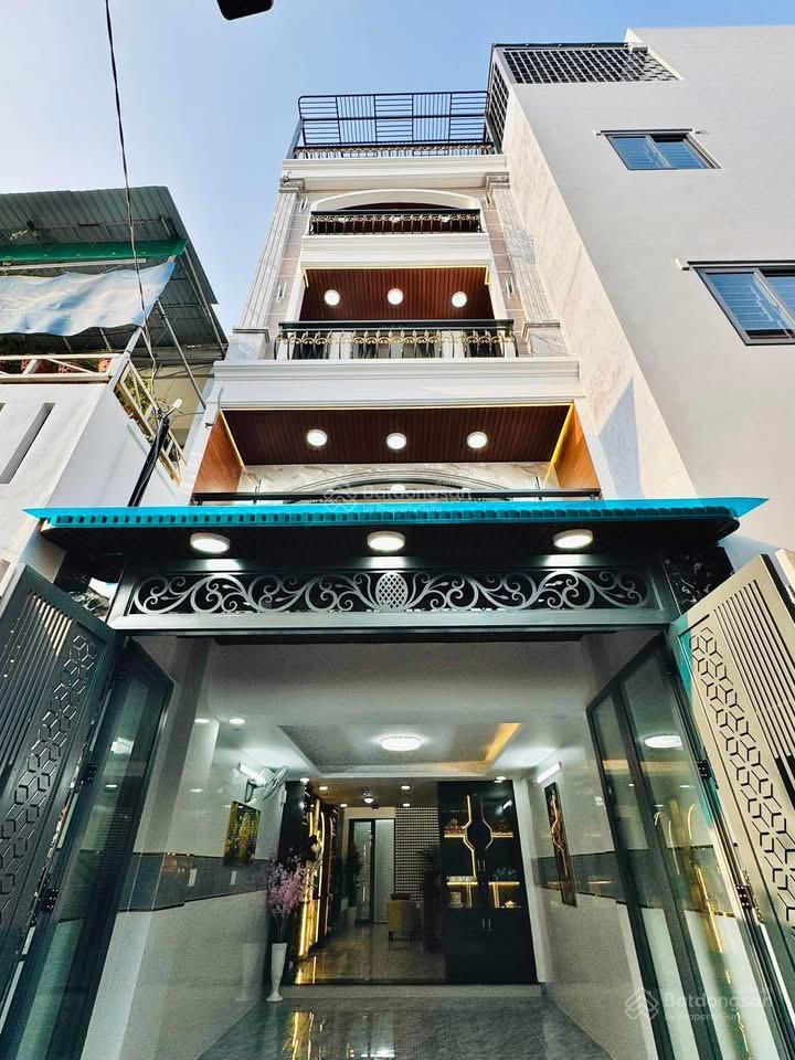 Giá 4 tỷ 150 / 63m2 nhà đường 6m lê hồng phong  p10  q10 cho thuê 19tr gần vạn hạnh mall