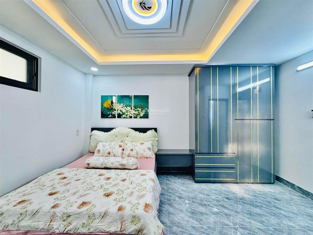 Giá 4 tỷ 150 / 63m2 nhà đường 6m lê hồng phong  p10  q10 cho thuê 19tr gần vạn hạnh mall