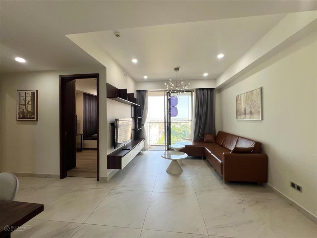 Cho thuê midtown 2 pn 2 ban công view biệt thự đẹp giá 30 triệu, nhà trống vào ngay  0909 488 ***