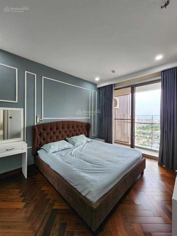 Cho thuê midtown 2 pn 2 ban công view biệt thự đẹp giá 27 triệu, nhà trống vào ngay 0909 488 ***