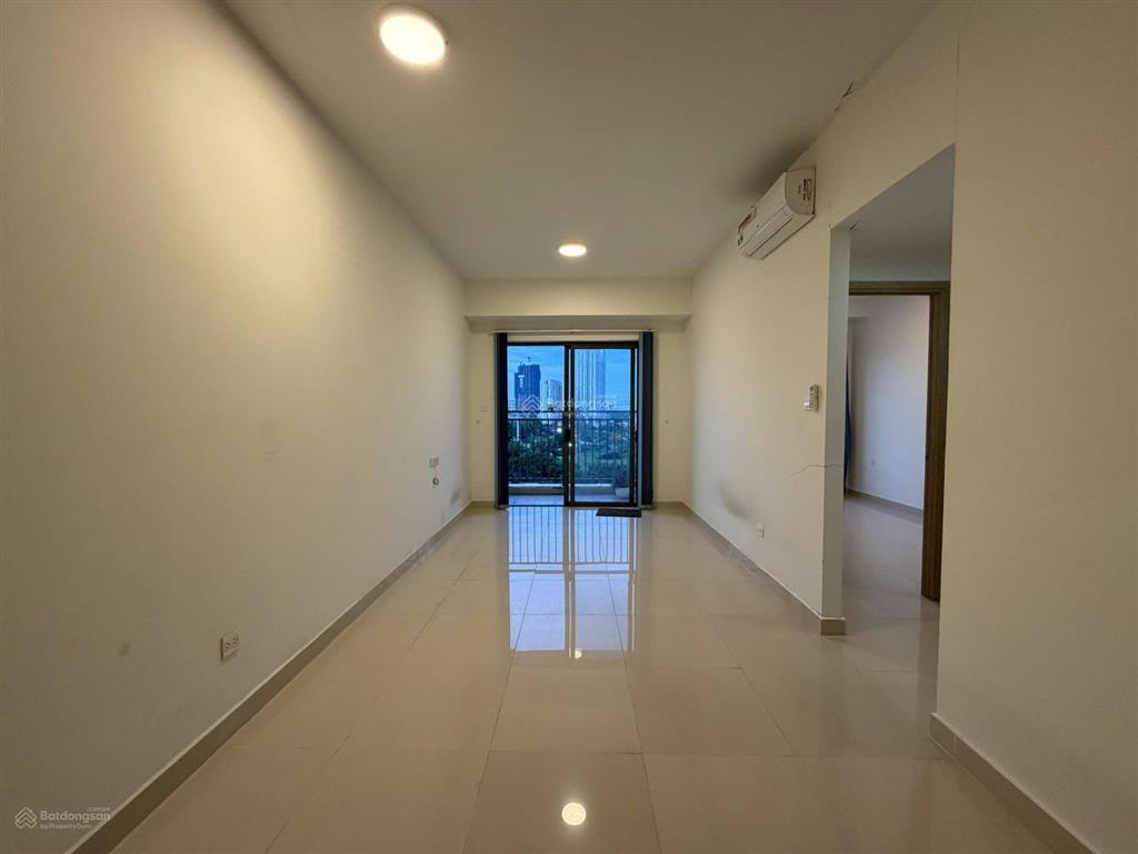 Cho thuê căn studio nhà trống phù hợp làm văn phòng giá chỉ 14 triệu trống sẵn, vào ngay 0909 488 ***