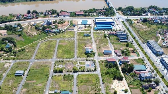 Lô góc siêu đẹp tdc5 giá chỉ hơn 1 tỷ, nằm ngay vị trí 2 cách đường âu cơ chỉ 40m