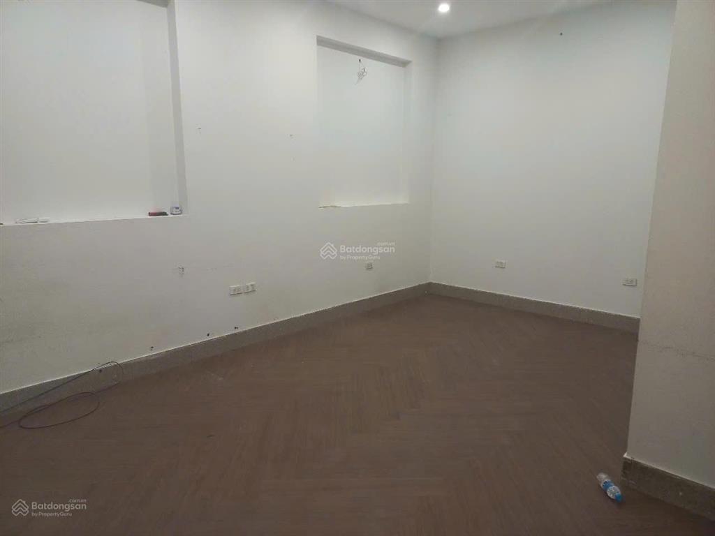Cho thuê căn hộ hồ tùng mậu, 1 sàn tầng 1, dt 25m2, giá thuê 5 triệu/tháng