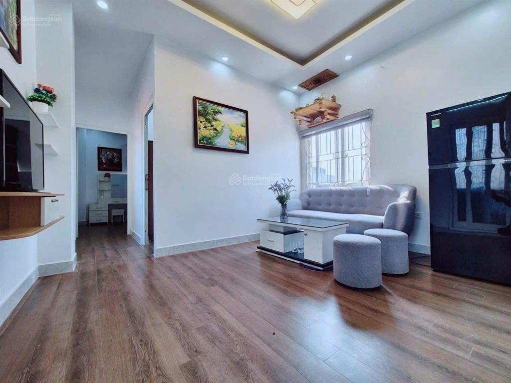 Cho thuê ccmn khương đình dt50m2n1vs giá cho thuê 6 triệu/ tháng
