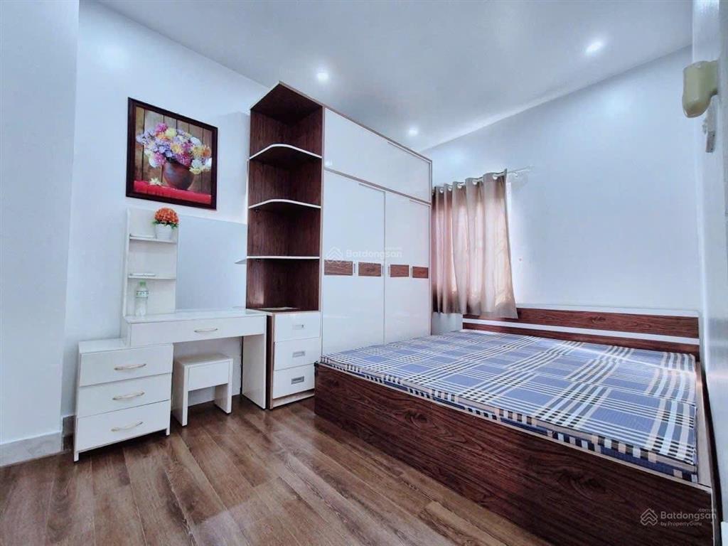 Cho thuê ccmn khương đình dt50m2n1vs giá cho thuê 6 triệu/ tháng