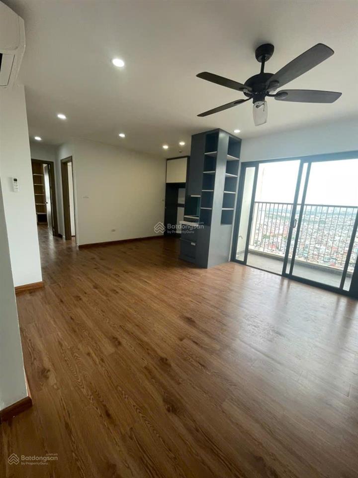 Cần bán căn hộ thương mại samsora vạn phúc  hà đông, diện tích 91m gồm 3n, 2wc. giá bán 7,1 tỷ