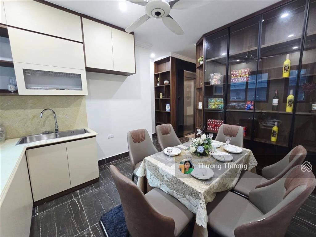 Bán nhà vạn phúc hà đông 50m 5t 4.2mt nhà đẹp đẹp, ô tô đỗ cửa, kinh doanh sầm uất hơn 15tỷ cực re