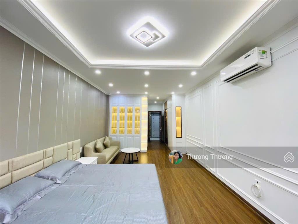 Bán nhà ngô thì nhậm hà đông 50m2 5 tầng mt 5m thang máy ô tô đỗ cửa chỉ hơn 12 tỷ  0977 885 ***
