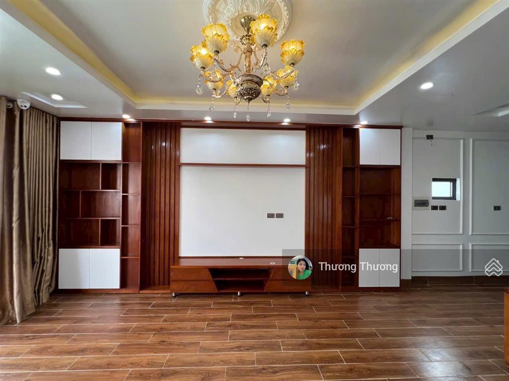 Bán nhà ngô quyền hà đông 48m2 5t lô góc thang máy chân chung cư giá chỉ hơn 12 tỷ nhà đẹp ở ngay