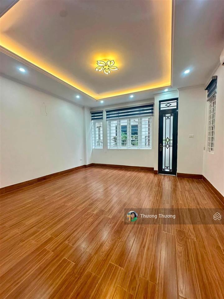 Bán nhà mặt phố trần phú, hà đông 40m 4 tầng vỉa hè kinh doanh sầm uất, ô tô tránh giá hơn 12 tỷ