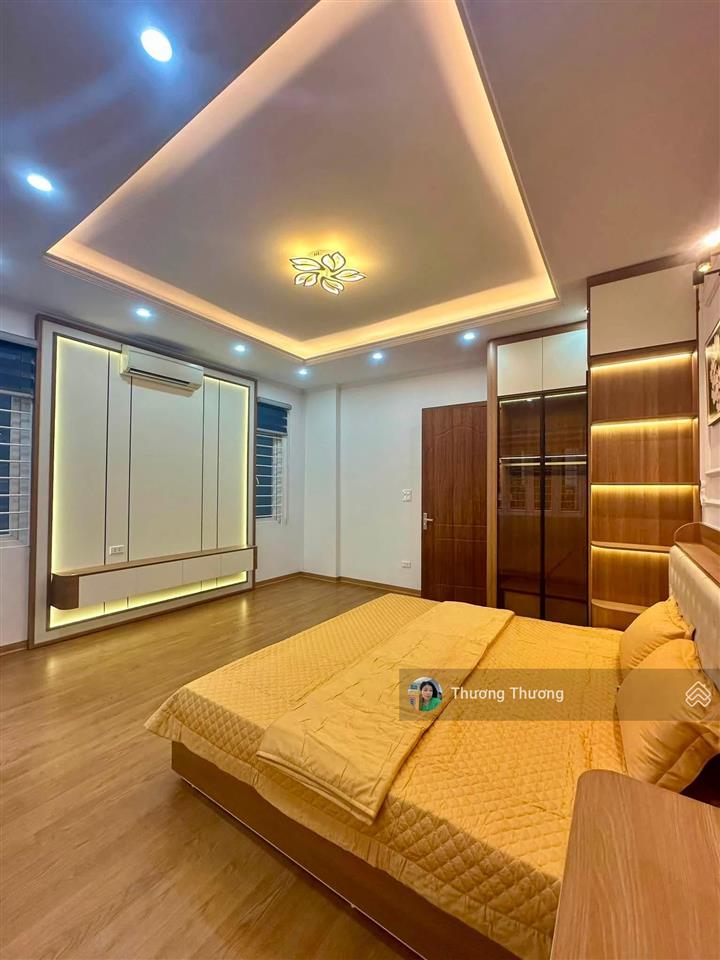 Bán nhà mặt phố trần phú, hà đông 40m 4 tầng vỉa hè kinh doanh sầm uất, ô tô tránh giá hơn 12 tỷ