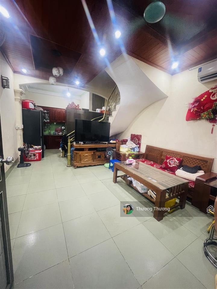 Bán nhà phùng hưng hà đông 42 m 5 tầng ô tô tránh gần trường bệnh viện chợ kinh doanh nhỏ hơn 9 tỷ