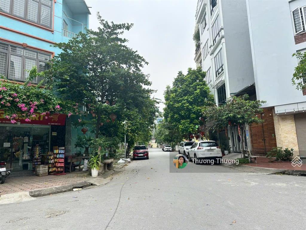 Chính chủ bán nhà mỗ lao hà đông 50m² mt 5m, ô tô tránh, nhà 3 tầng kiên cố cần bán gấp giá 11 tỷ