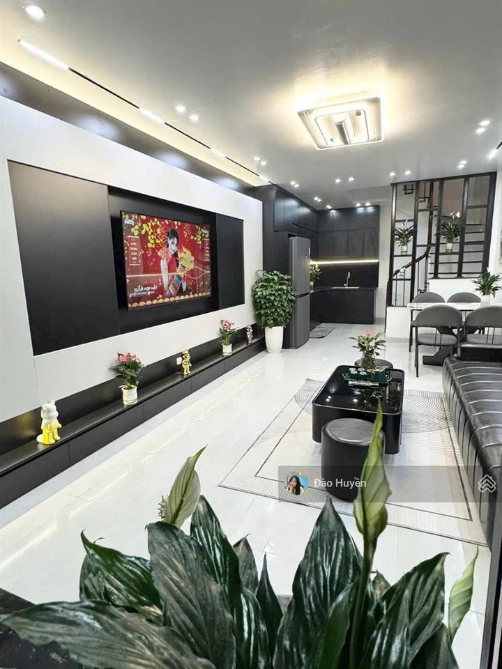 Bán nhà 4 tầng phân lô phố tô hiệu trung tâm phố cổ hà đông ô tô đỗ sát nhà giá hơn 9tỷ