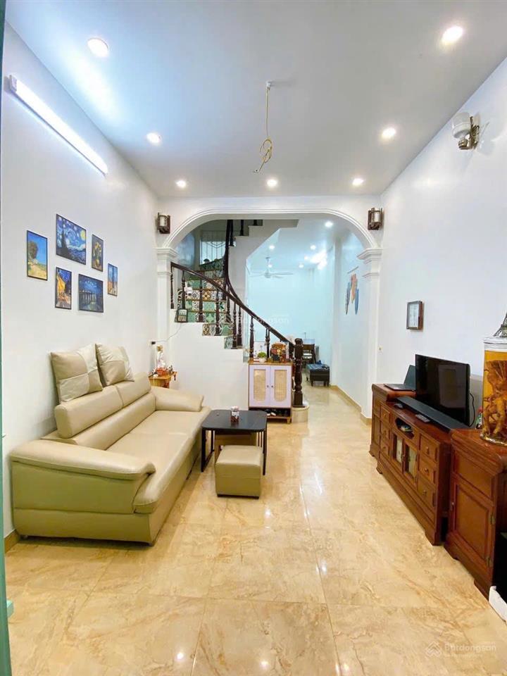 Bán lô góc 4 tầng dân xây phố phùng hưng ngay cầu đen oto dừng đỗ ngày đêm kinh doanh giá hơn 11tỷ