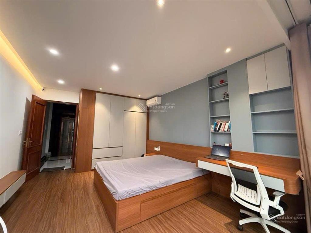 Bán nhà vạn phúc ngay bưu điện hà đông  mỗ lao, 5 tầng thang máy 2 mặt thoáng oto đỗ cửa hơn 12tỷ