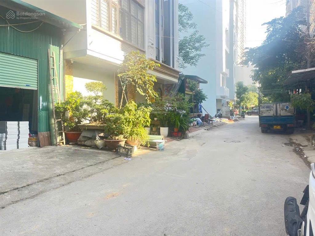 Hiếm!!! bán đất dịch vụ vạn phúc ngay sau him lam vỉa hè oto tránh kinh doanh đỉnh giá hơn 14tỷ