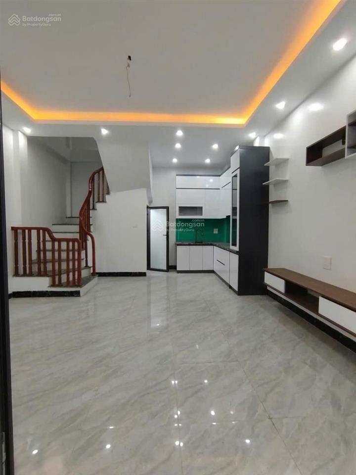 Hiếm!!! bán nhà vạn phúc ngay cầu am bưu điện hà đông 5 tầng dân xây nội thất xịn giá chỉ hơn 7 tỷ
