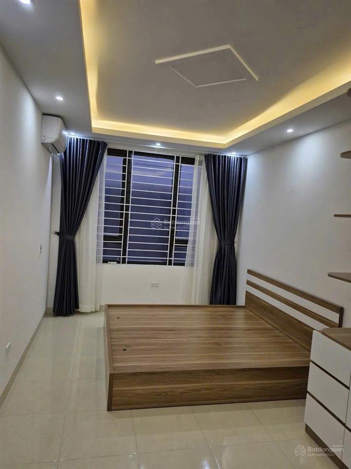 Bán nhà 5 tầng cuối đường nguyễn khuyến ngay new skyline  hồ văn quán ô tô sát nhà hơn 6 tỷ
