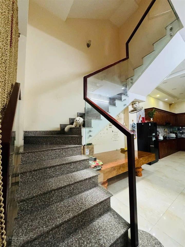 Lên sóng siêu phẩm hẻm xe hơi trần minh quyền, q10 (dt 64m2). giá 4tỷ170 còn tl mạnh