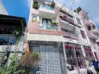 Chính chủ thiện chí bán nhanh nhà hxh hoàng sa, q3 sẵn dòng tiền thuê 22 tr/tháng. giá 3tỷ660 tl