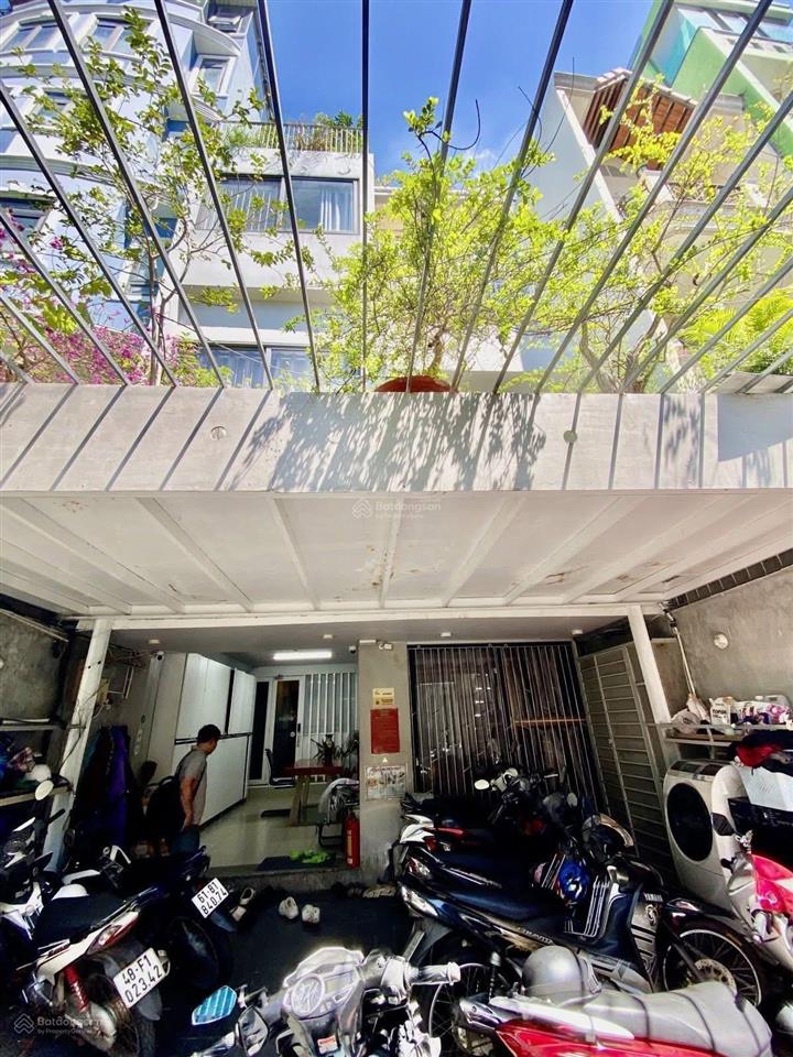 Chính chủ cần nhượng lại toà nhà chdv nguyễn cửu vân, bt cho thuê 85tr/th. giá 4tỷ550 còn ra lộc