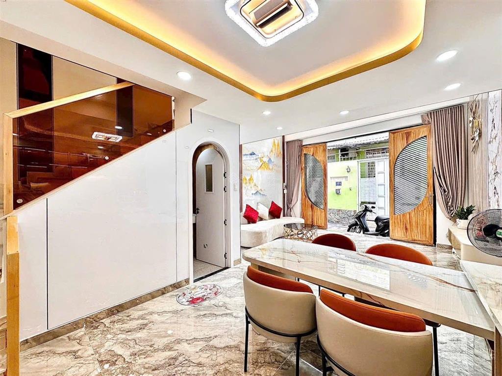 Cần bán nhanh nhà mới xây mtđ nguyễn thanh tuyền, tân bình (dt hơn 68m2). giá mong muốn 3tỷ850