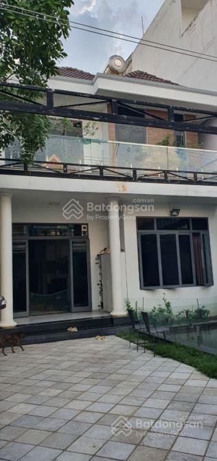 Cần nhượng lại siêu phẩm villa mtđ số 13, bình trưng tây, q2. giá mong muốn 8 tỷ 350 còn tl mạnh