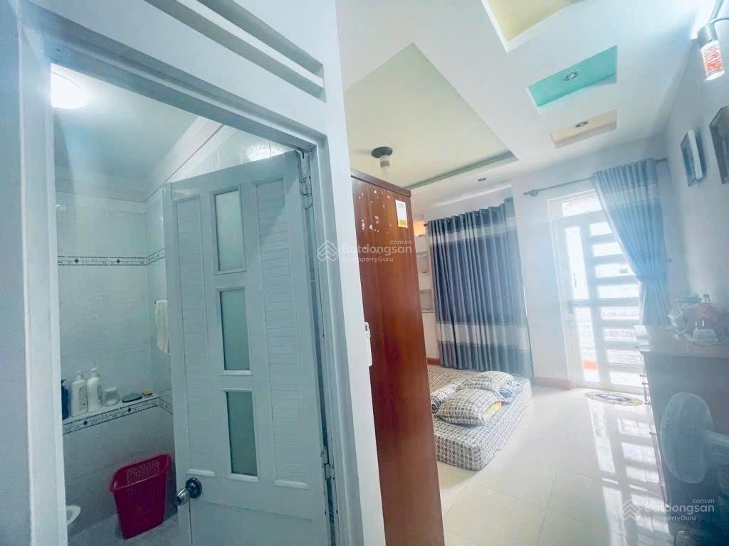Chính chủ bán nhà hẻm oto trục đường thích quảng đức, p4, phú nhuận (dt hơn 70m2)