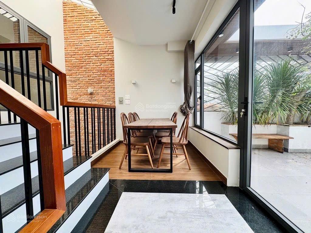 Chủ cần bán nhà mtđ nguyễn quý đức, q2 (115,6m2). giá 5tỷ660 còn tl mạnh