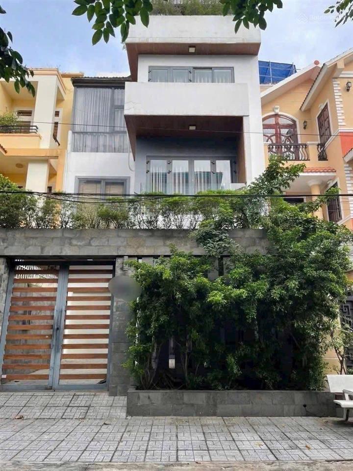 Siêu phẩm bình lợi, p13, bình thạnh (dt hơn 105m2) cần tìm chủ mới. giá mong muốn còn tl