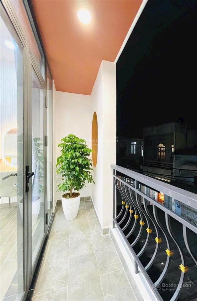 Lên sóng siêu phẩm mặt tiền đường kinh doanh nguyễn văn luông, q6. giá yêu thương 2tỷ770 còn ra lộc